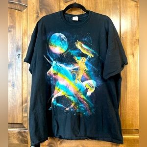 Unique T-Shirt w/Unicorn & Cat and Rainbow 2XL